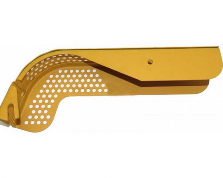 Щиток генератора МТЗ-100, МТЗ-1005, МТЗ-1523) Г-образный Щиток генератора МТЗ-100, МТЗ-1005, МТЗ-1523) Г-образный