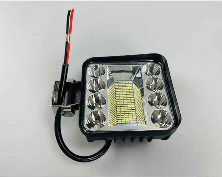 Фара LED квадратная 78W 6000K (128 диодов) Фара LED квадратная 78W 6000K (128 диодов)