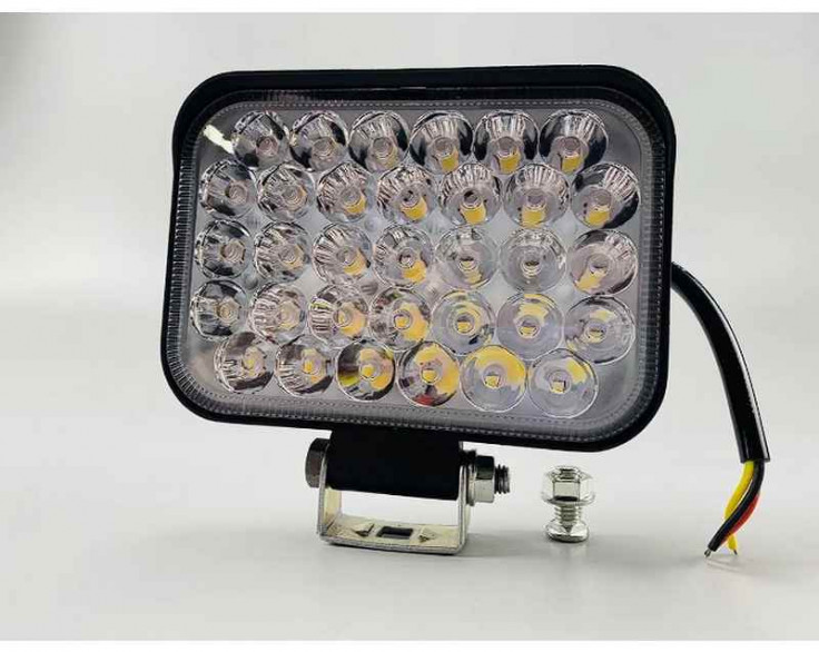 Фара LED прямоугольная 99W, ближний + дальний, 33 led диода, 6500K Фара LED прямоугольная 99W, ближний + дальний, 33 led диода, 6500K