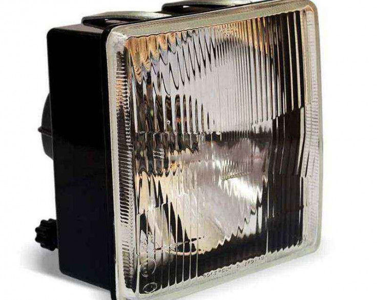 Фара ФГ-308 передняя (МТЗ, комбайны) квадратная Руслан-Комплект Фара ФГ-308 передняя (МТЗ, комбайны) квадратная Руслан-Комплект