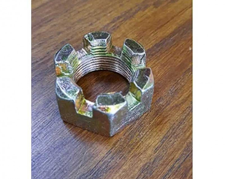 Гайка корончата М24х1,5 Гайка корончата М24х1,5