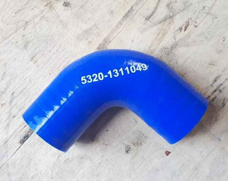 Патрубок розширювального бачка Камаз СИЛІКОН Патрубок розширювального бачка Камаз СИЛІКОН