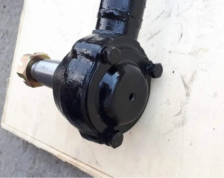 Реактивна штанга Камаз в зборі старого зразка Реактивна штанга Камаз в зборі старого зразка