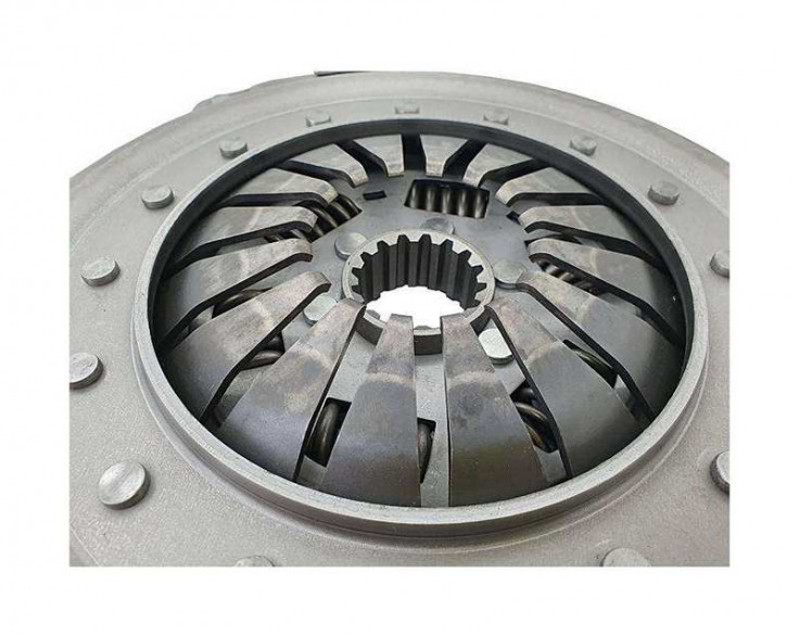 Диск сцепления нажимной МТЗ 1221 в сборе (корзина), Китай (аналог Luk) Диск сцепления нажимной МТЗ 1221 в сборе (корзина), Китай (аналог Luk)