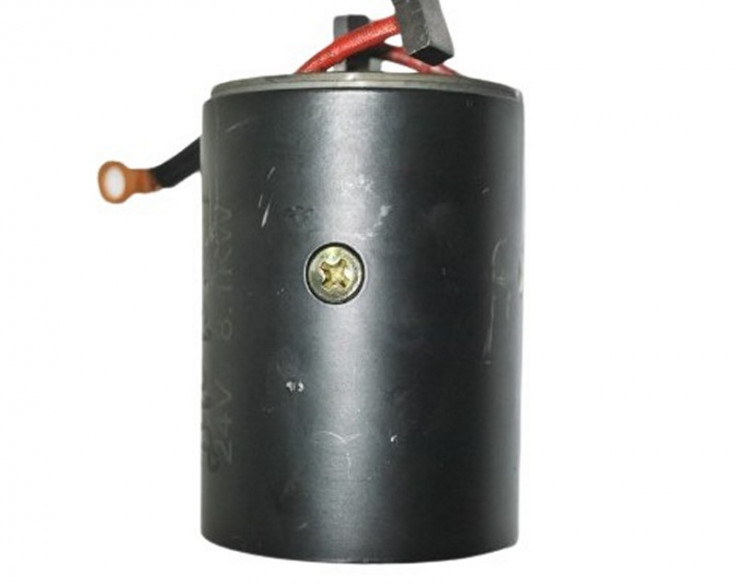 Статор (обмотка) з щітками 24В (до стартерів 8,1 кВт) (ТМ Jubana) Статор (обмотка) з щітками 24В (до стартерів 8,1 кВт) (ТМ Jubana)