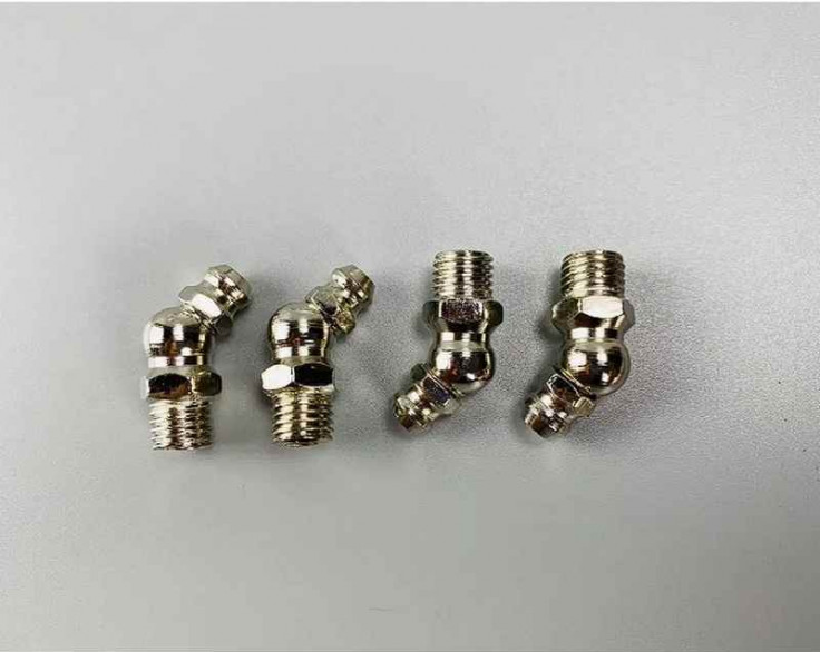 Маслянка М8х1х45 кутова 45 градусів Маслянка М8х1х45 кутова 45 градусів