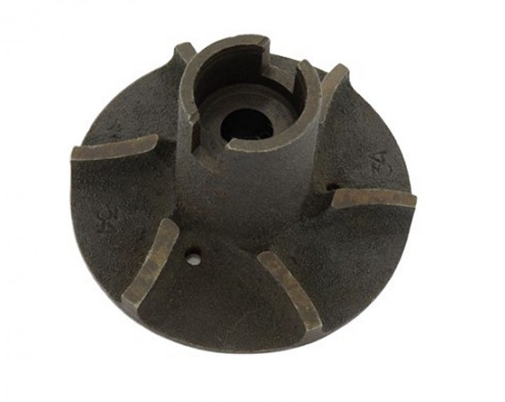 Крыльчатка водяного насоса А-41, А-01 (старого образца) чугун Крыльчатка водяного насоса А-41, А-01 (старого образца) чугун