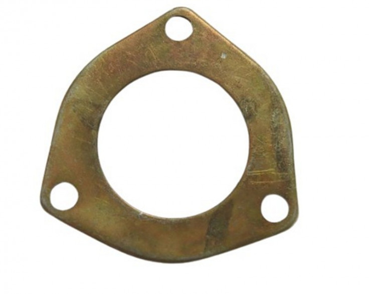 Фланец напорный водяного насоса ЯМЗ-240 Фланец напорный водяного насоса ЯМЗ-240