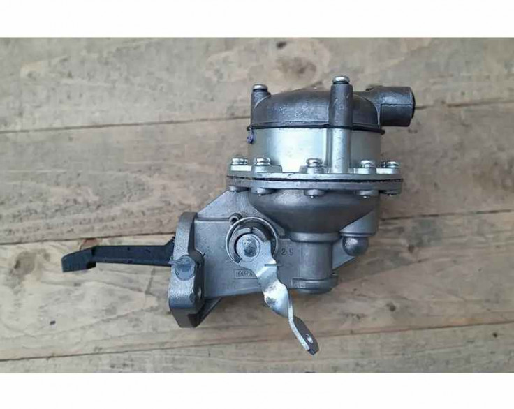 Насос паливний (Б10) ЗІЛ Насос паливний (Б10) ЗІЛ