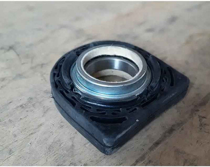 Опора карданного вала ЗІЛ з підшипником Опора карданного вала ЗІЛ з підшипником