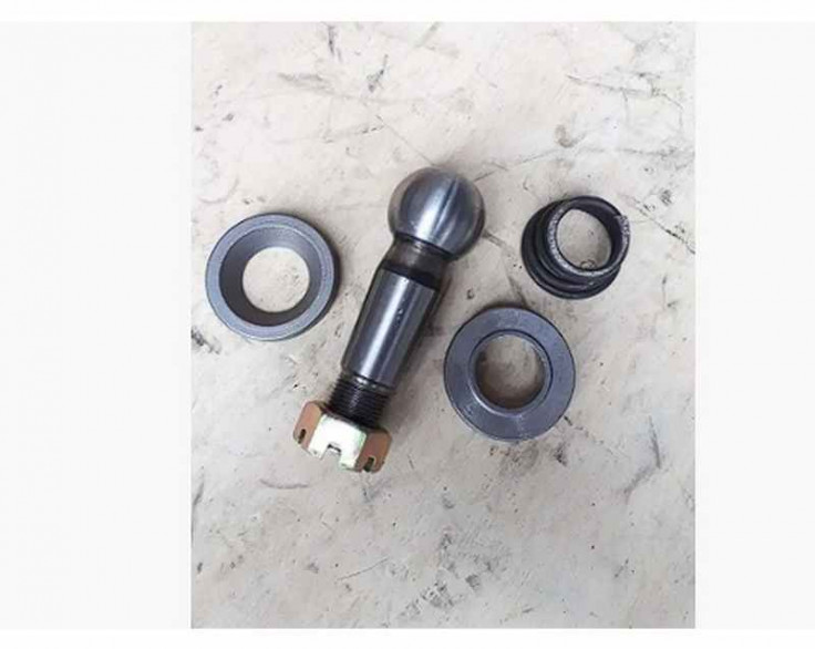 Ремкомплект кермової тяги ЗІЛ (палець гайка сухарі пружина) Ремкомплект кермової тяги ЗІЛ (палець гайка сухарі пружина)