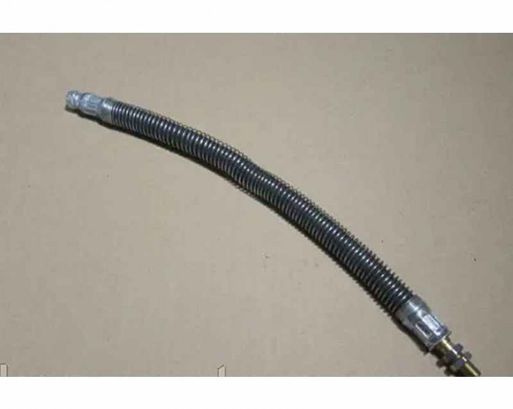 Шланг підкачування внутрішнього колеса (Люкс в метал обплетенні) Шланг підкачування внутрішнього колеса (Люкс в метал обплетенні)