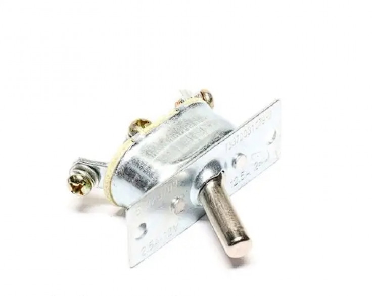 Тумблер 3-х позиционный Тумблер 3-х позиционный