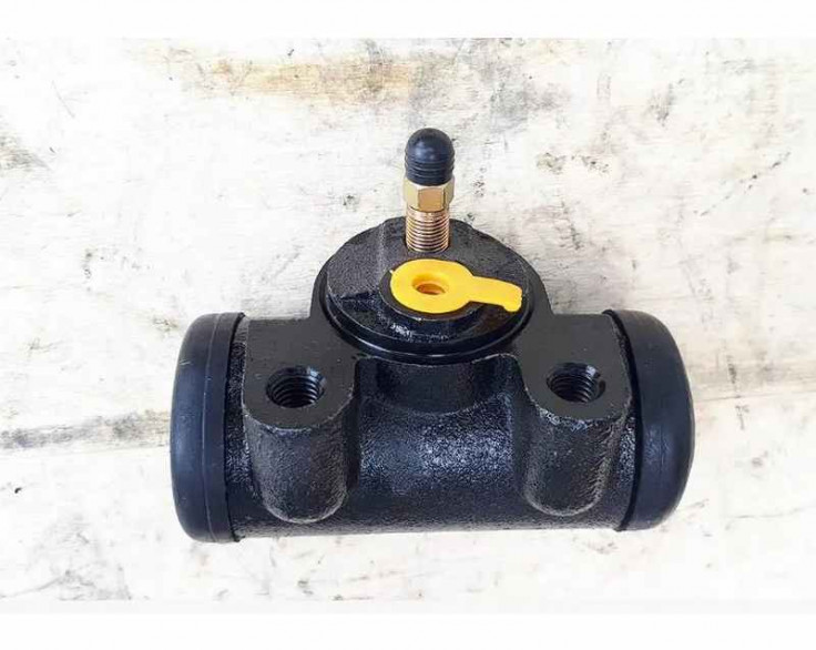 Цилиндр тормозной передний (ГАЗ-53,3307,4301) Цилиндр тормозной передний (ГАЗ-53,3307,4301)