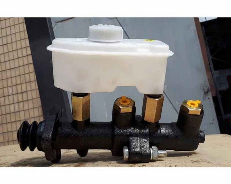 Цилиндр тормозной ГАЗ главный с бачком Цилиндр тормозной ГАЗ главный с бачком