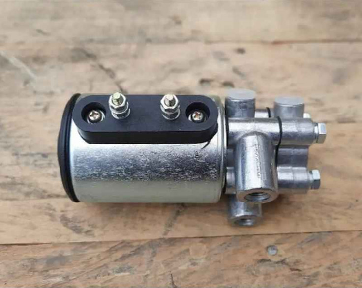 Електромагнітний клапан підйому кузова Камаз Електромагнітний клапан підйому кузова Камаз