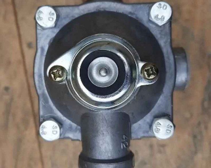 Клапан управления тормозами прицепа Камаз 2х ведущий Клапан управления тормозами прицепа Камаз 2х ведущий