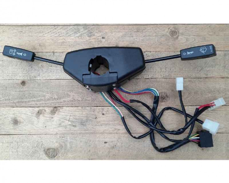 Перемикач покажчиків повороту й світла Камаз нового зразка Перемикач покажчиків повороту й світла Камаз нового зразка