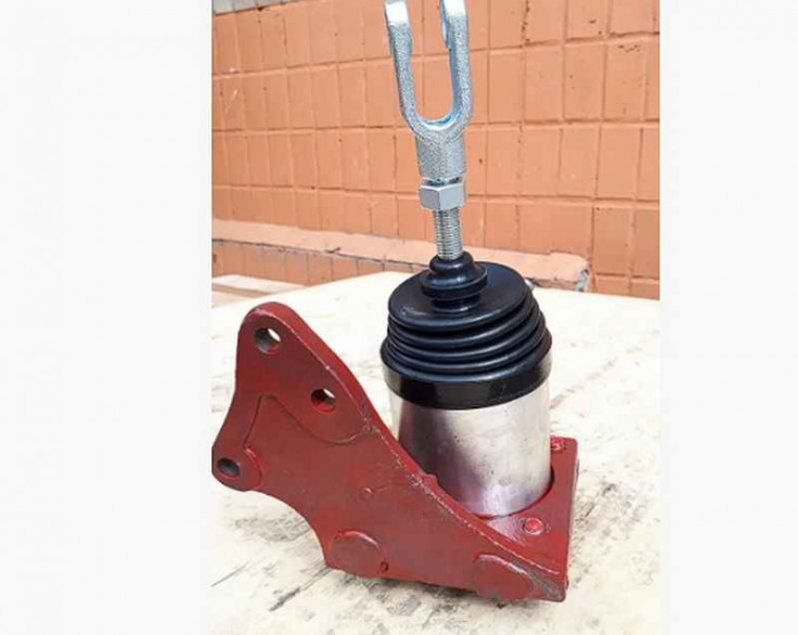 Цилиндр усилителя сцепления МАЗ Цилиндр усилителя сцепления МАЗ