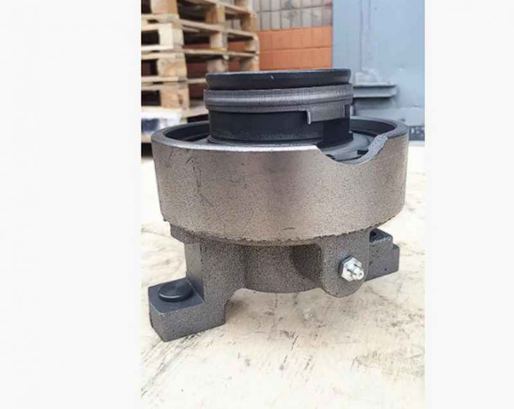 Муфта с выжимным подшипником МАЗ в сборе Муфта с выжимным подшипником МАЗ в сборе