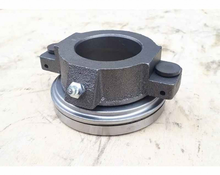 Муфта с выжимным подшипником МАЗ в сборе Муфта с выжимным подшипником МАЗ в сборе