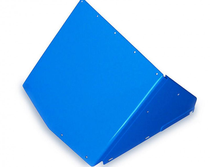 Закрылок унифицированной кабины МТЗ левый Закрылок унифицированной кабины МТЗ левый