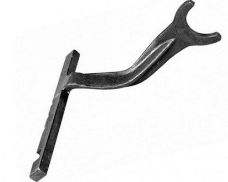 Вилка 1 передачи и заднего хода МТЗ (производство МТЗ Беларусь) Вилка 1 передачи и заднего хода МТЗ (производство МТЗ Беларусь)