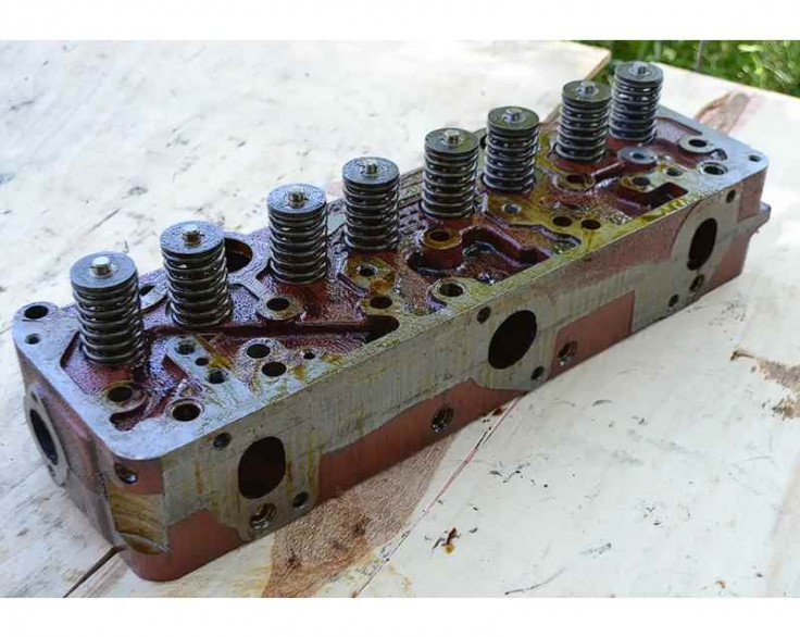 Головка блока цилиндров Д-245 (под свечу) ЕВРО 3 Головка блока цилиндров Д-245 (под свечу) ЕВРО 3