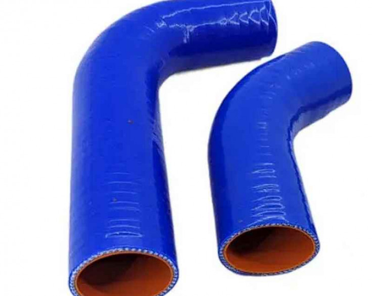 Патрубки радиатора МТЗ, силикон, комплект 2шт 70-1303000 Патрубки радиатора МТЗ, силикон, комплект 2шт 70-1303000