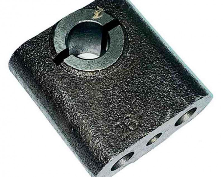 Стійка осі коромисел задня Д-240, Білорусь, оригінал Стійка осі коромисел задня Д-240, Білорусь, оригінал