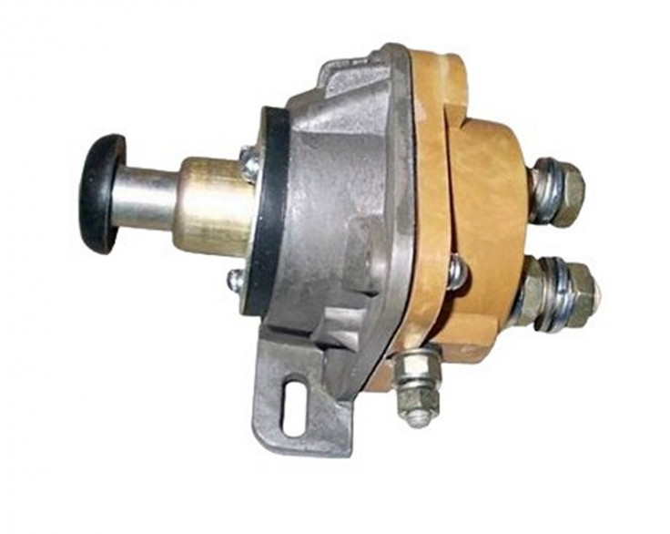 Выключатель массы 3-х контактный ручной МТЗ, Китай Выключатель массы 3-х контактный ручной МТЗ, Китай