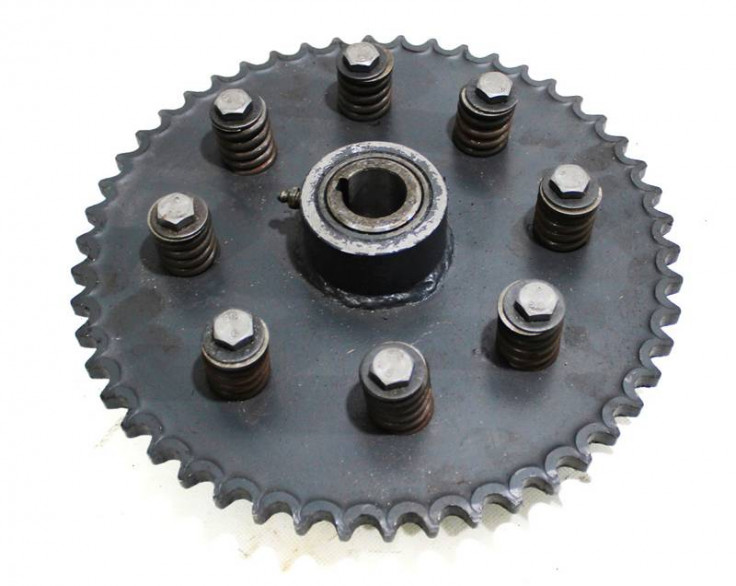 Механизм предохранительный шнека жатки Нива СК-5М 50 зубов Механизм предохранительный шнека жатки Нива СК-5М 50 зубов