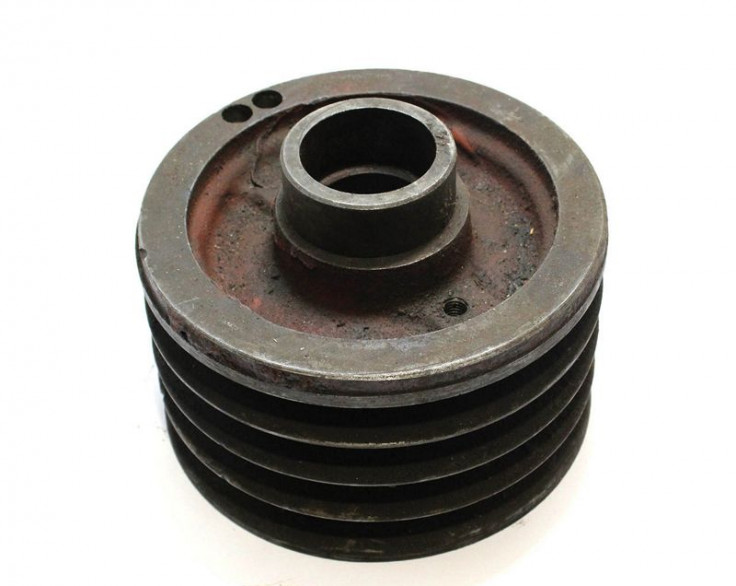 Шкив вала сцепления четырех ручейный, привода молотилки комбайна Нива Шкив вала сцепления четырех ручейный, привода молотилки комбайна Нива