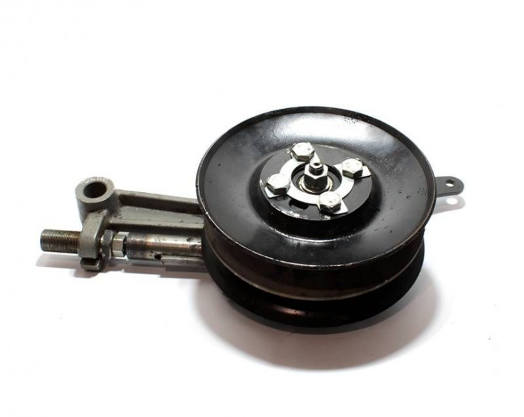 Вариатор вентилятора комбайна Нива в сборе с кронштейном Вариатор вентилятора комбайна Нива в сборе с кронштейном