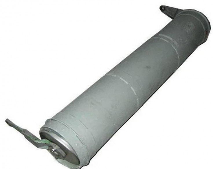 Вал наклонной камеры нижний комбайна Нива в сборе с рычагами Вал наклонной камеры нижний комбайна Нива в сборе с рычагами