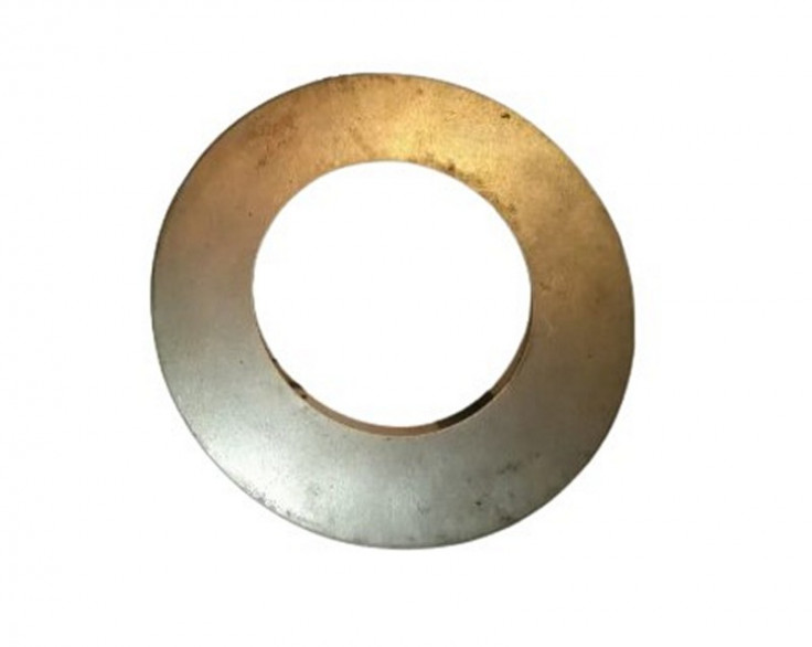 Шайба маслоотражающая первичного вала КПП Т-150 мала Шайба маслоотражающая первичного вала КПП Т-150 мала