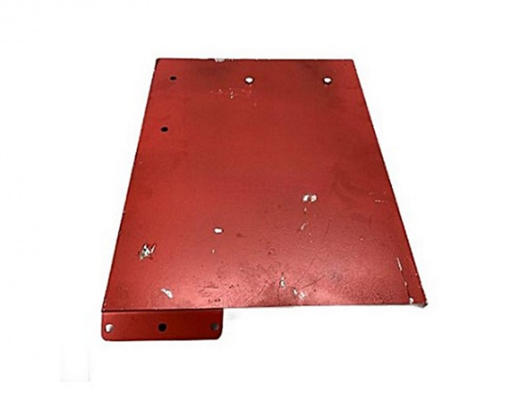 Кронштейн заднего крыла Т-25 правый (крыло правое) Кронштейн заднего крыла Т-25 правый (крыло правое)