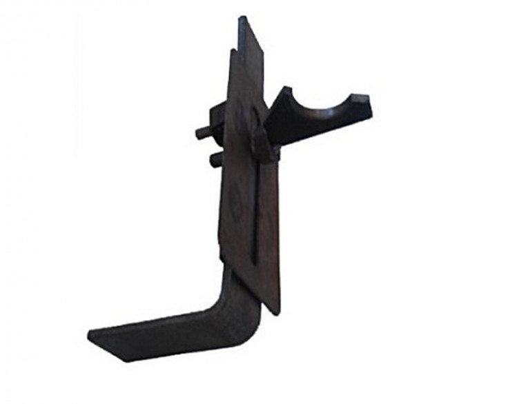 Вилка перемикання редуктора ходу ЗМ-60А у зборі Вилка перемикання редуктора ходу ЗМ-60А у зборі